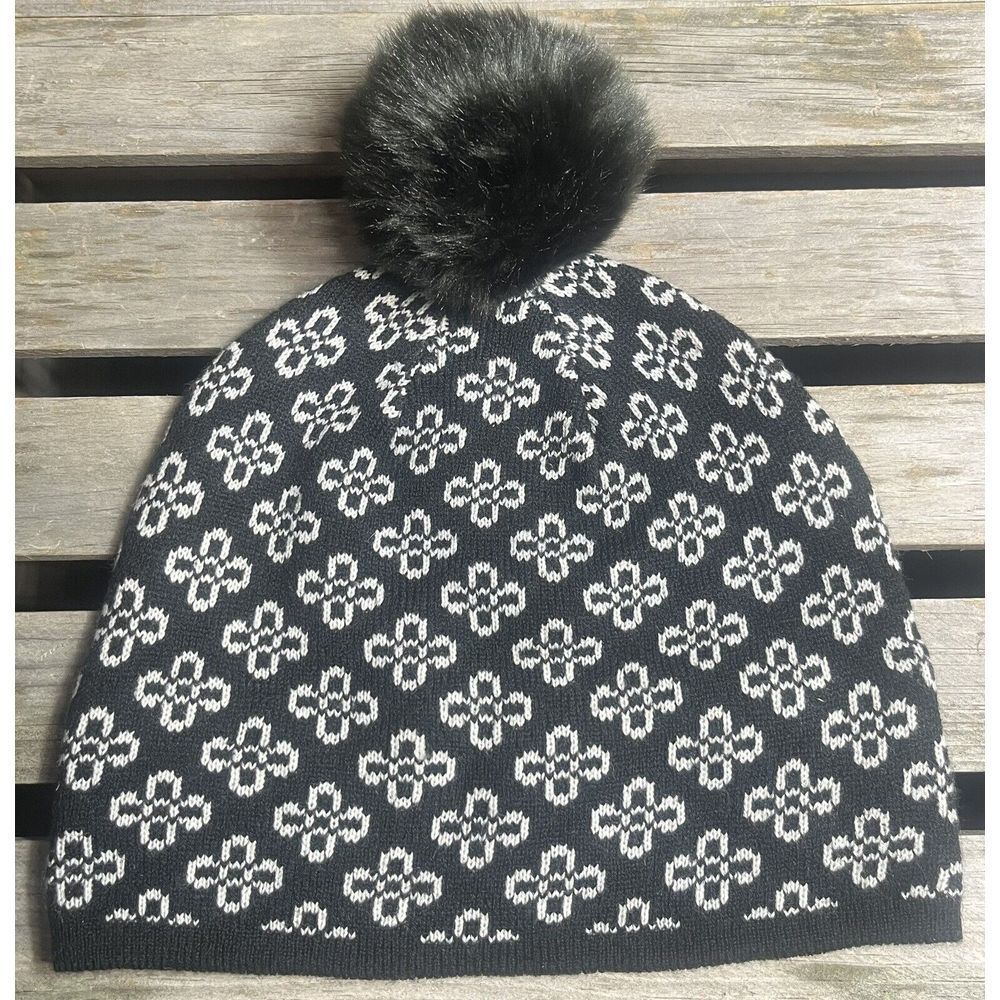 Vera Bradley Pom Pom BEANIE HAT‎ Toboggan Black White EUC